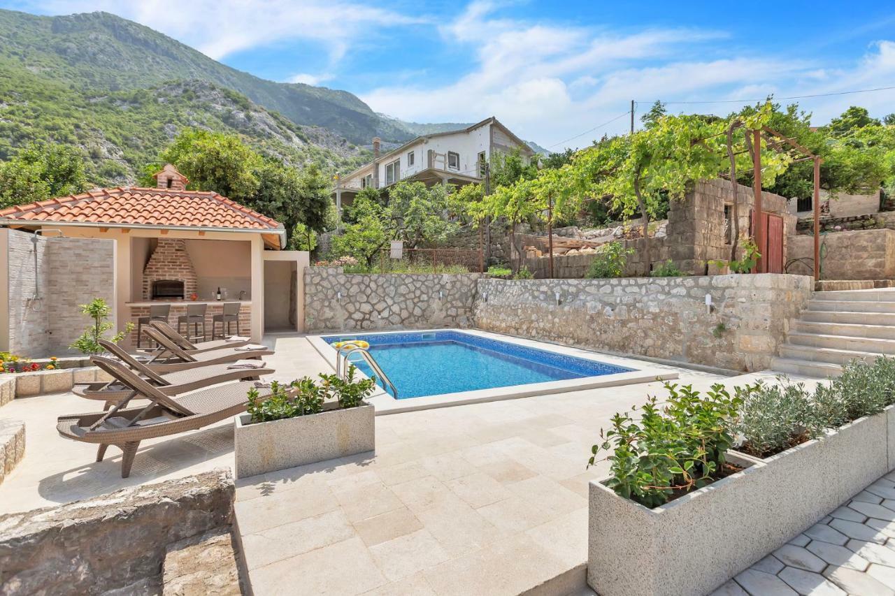 Apartments Mezini 11 Kotor Exterior photo